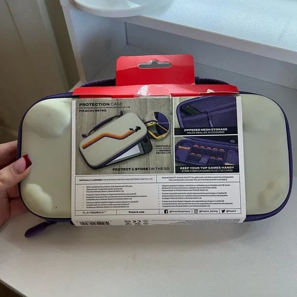 PowerA Protection Case for the Nintendo Switch or Nintendo Switch Lite - Picture 8 of 12